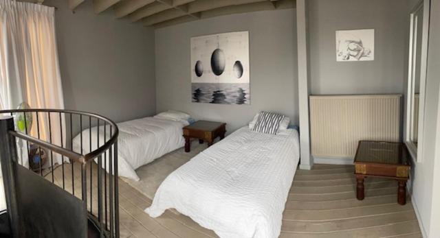 Duplex Dernier Etage Avec Terasse A Deux Pas De La Grand Place Brüsszel Kültér fotó